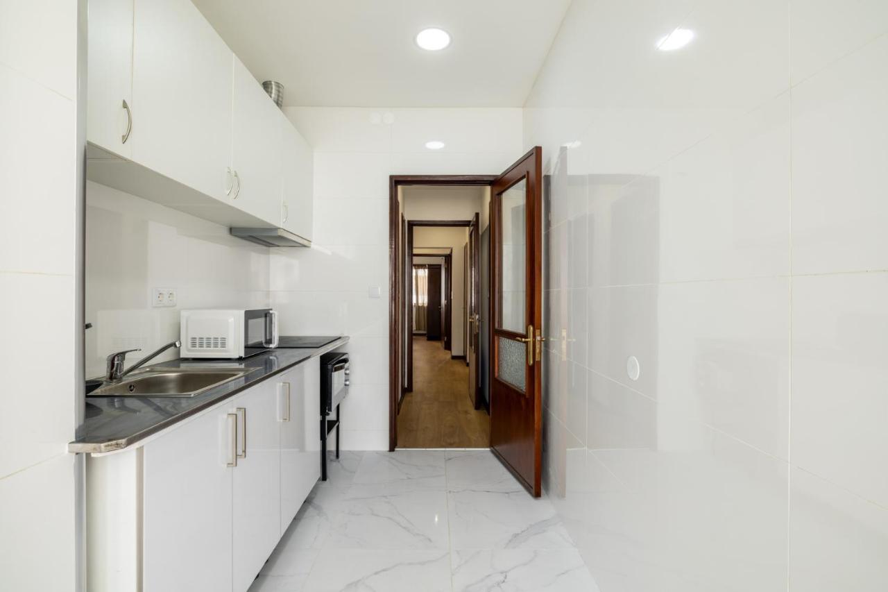 Downtown 2 Minutes By Walk To Center And Metro-Direct To Airpot T4 Διαμέρισμα Πόρτο Εξωτερικό φωτογραφία