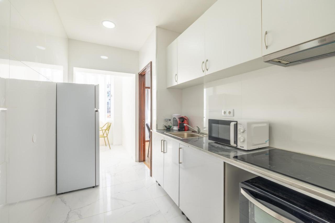 Downtown 2 Minutes By Walk To Center And Metro-Direct To Airpot T4 Διαμέρισμα Πόρτο Εξωτερικό φωτογραφία